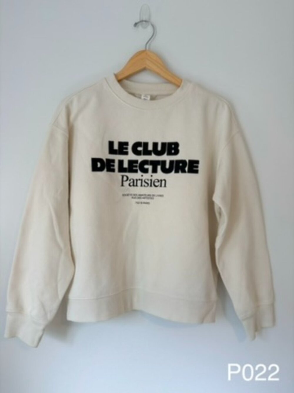 H&M White Sweatshirt | Women's Small